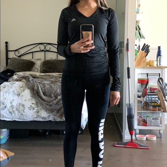 Adidas Long Sleeve Activewear - Picture 6 of 7